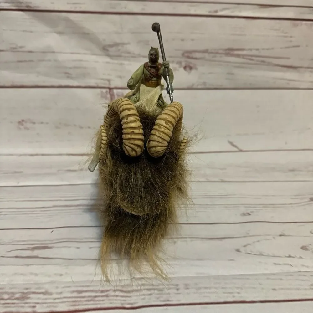 1998 Star Wars Power of the Force Bantha with Tusken Raider & Gaffi Stick Hasbro